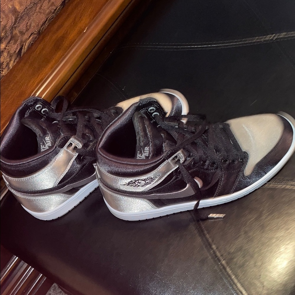 Nike High-Top Sneakers in Black and Silver
